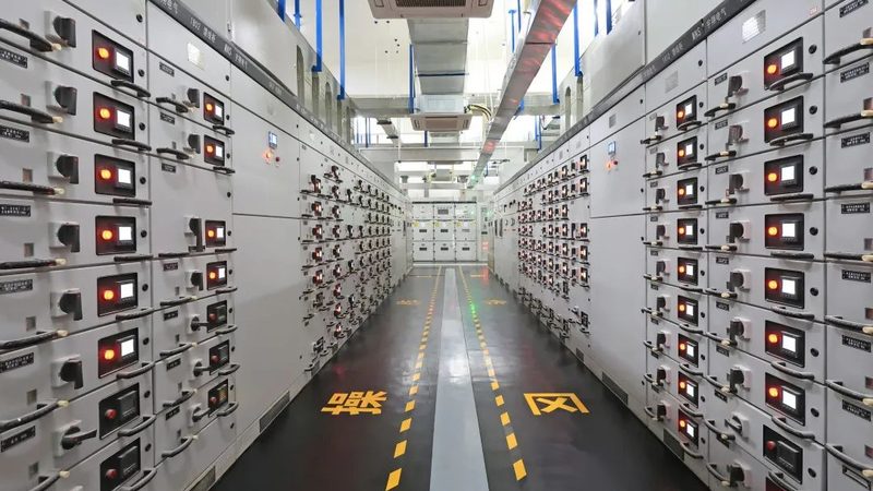 深圳矢量变频器代理：揭秘其背后的技术与应用